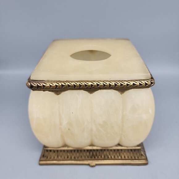 Elegant Springmaid Palais Cream & Gold Faux Marble Resin Tissue Box Cover 6 in. - Picture 1 of 3